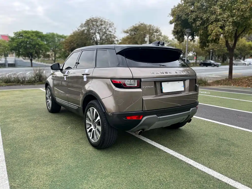 Range Rover Evoque 2017 2.0T British Fashion Edition купить на сайте DeffCars