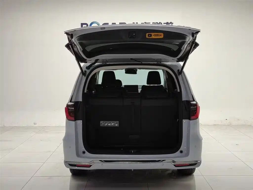 Alison 2024 2.0L e:HEV Deluxe Edition купить на сайте DeffCars
