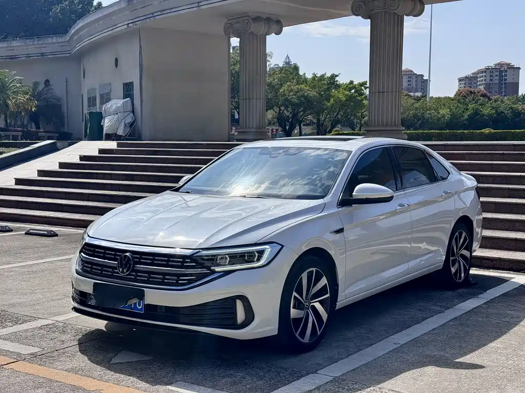 Sagitar 2023 300TSI DSG Excellence Edition купить на сайте DeffCars