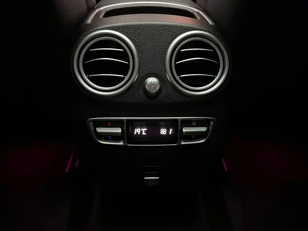 Mercedes-Benz GLC 2020 facelift GLC 300 L 4MATIC luxury model купить на сайте DeffCars