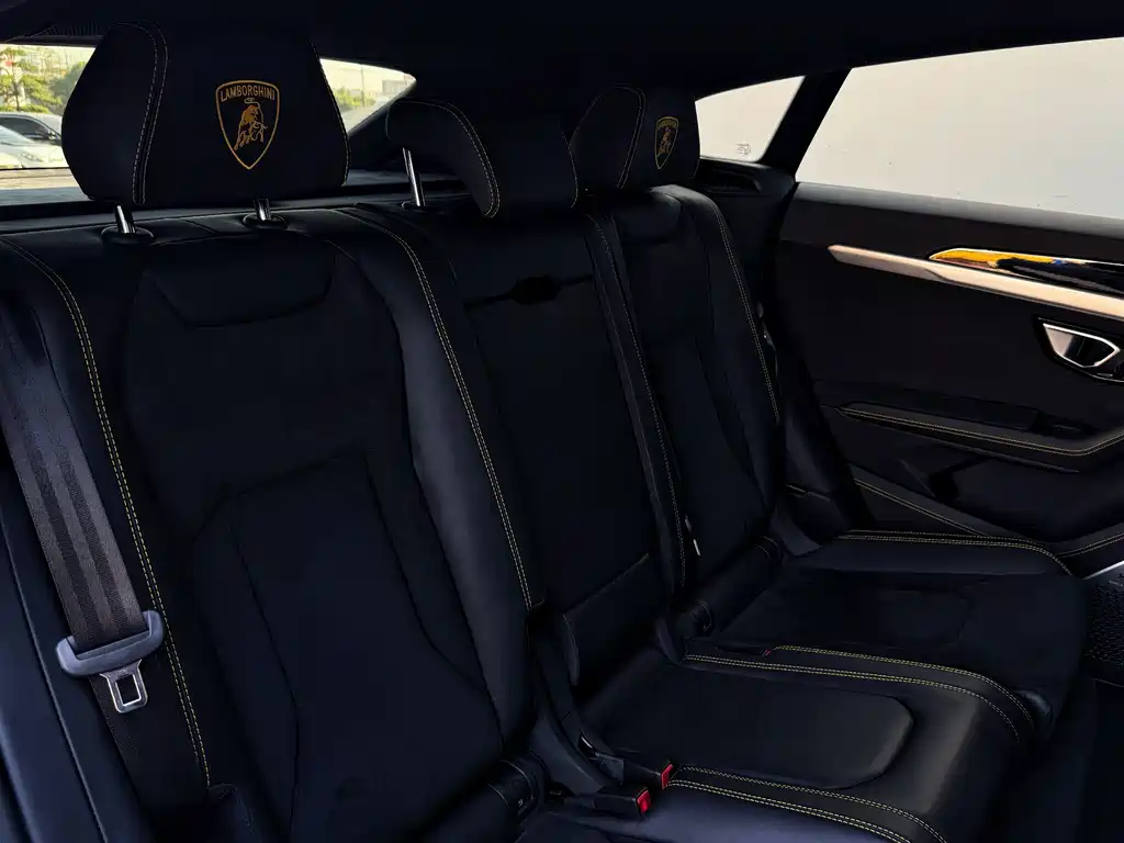 Urus 2018 4.0T V8 купить на сайте DeffCars