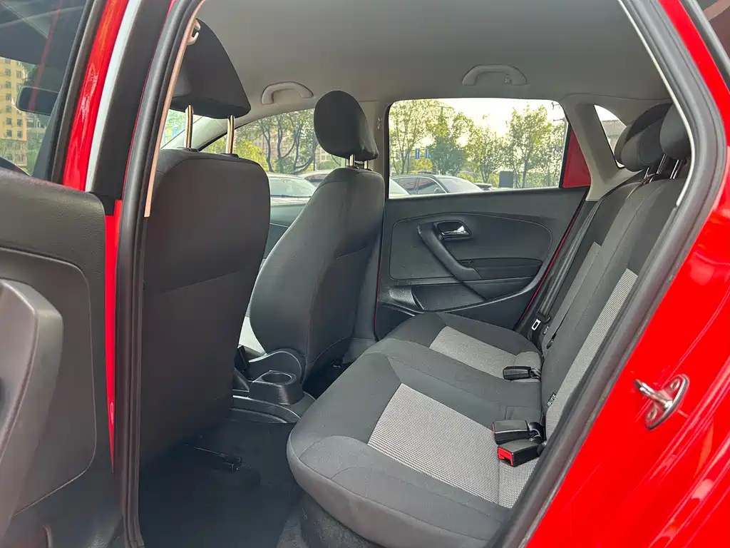 Polo 2018 1.5L automatic safe driving model купить на сайте DeffCars
