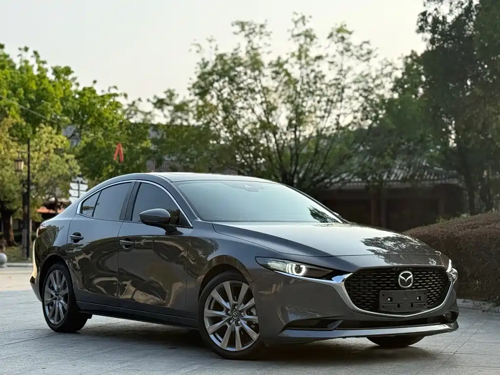 Mazda3 Angkesela 2023 2.0L Automatic Premium Edition купить на сайте DeffCars