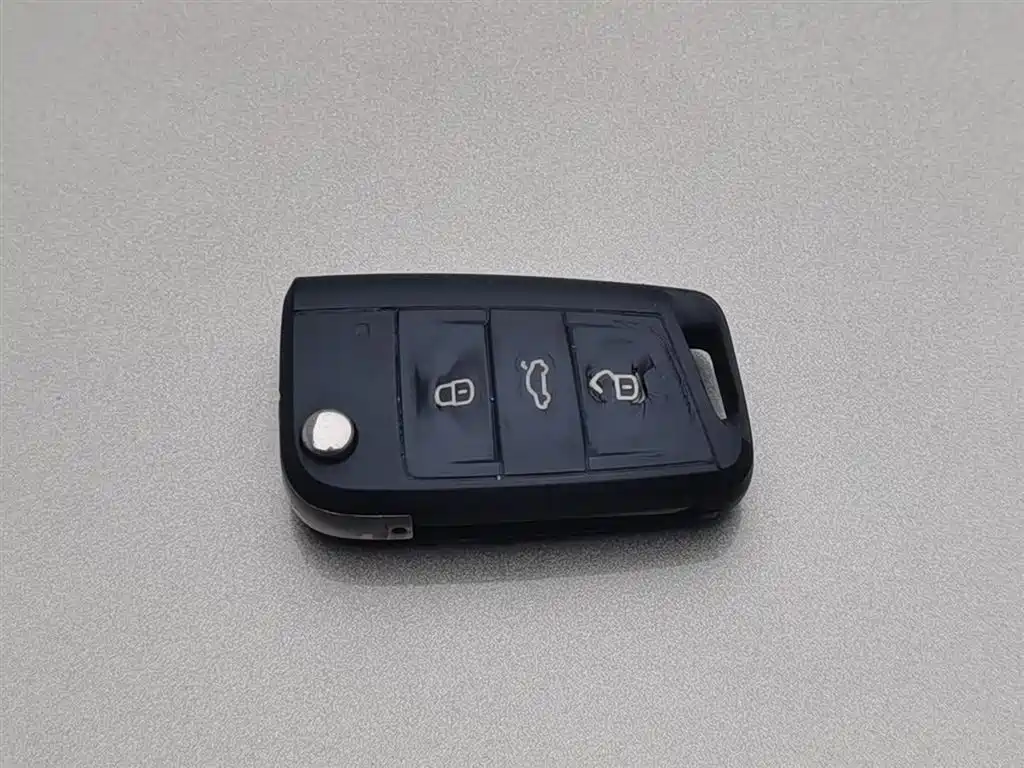 Golf·Jialu 2016 1.6L automatic comfort type купить на сайте DeffCars