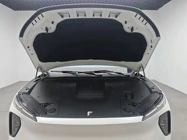 NIO ES6 2024 model 75kWh купить на сайте DeffCars