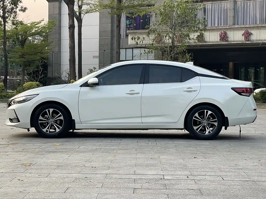 Sylphy 2021 1.6L XL CVT Enjoy Edition купить на сайте DeffCars