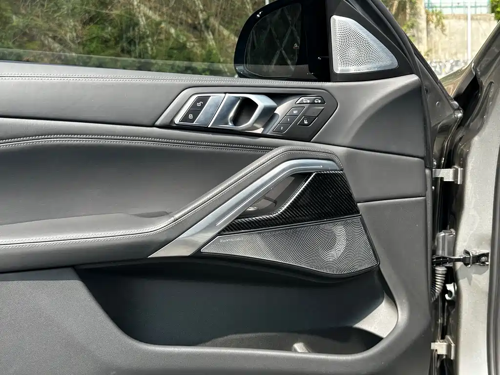 BMW X6 M 2022 X6 M купить на сайте DeffCars
