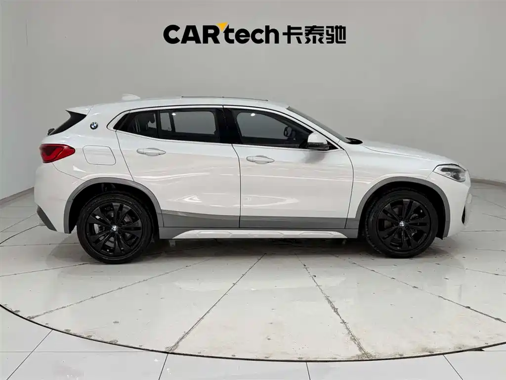 BMW X2 2020 sDrive20i M Off-Road Package купить на сайте DeffCars