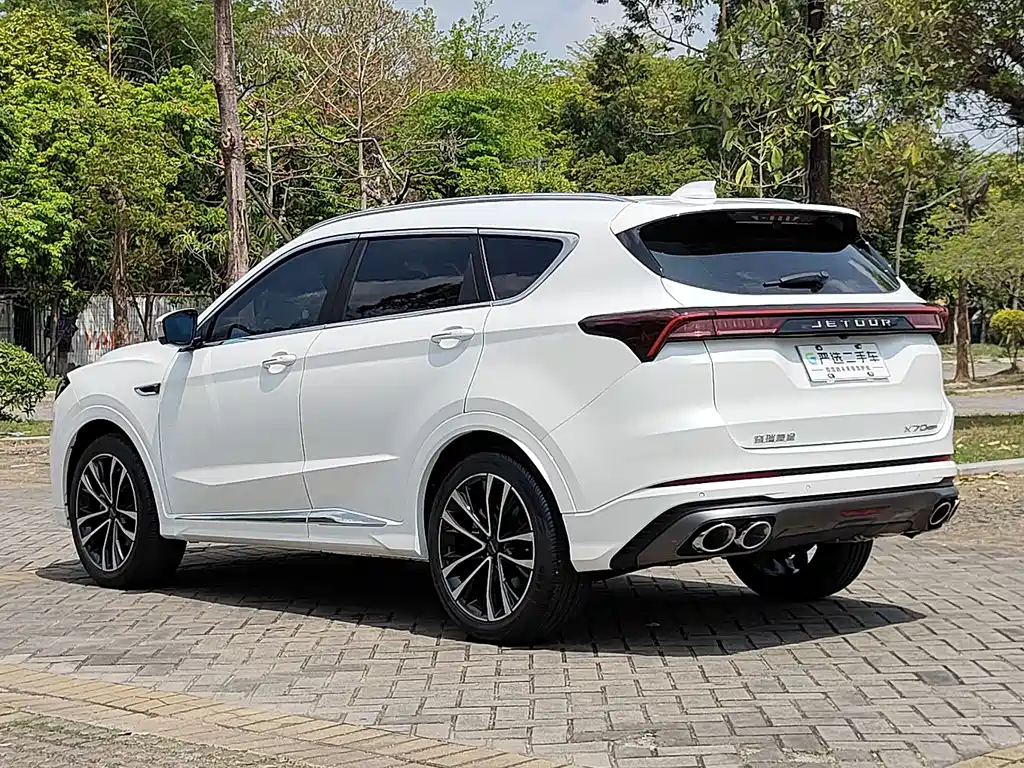 Jietu X70 PLUS 2021 model 1.6T DCT 6 seats купить на сайте DeffCars