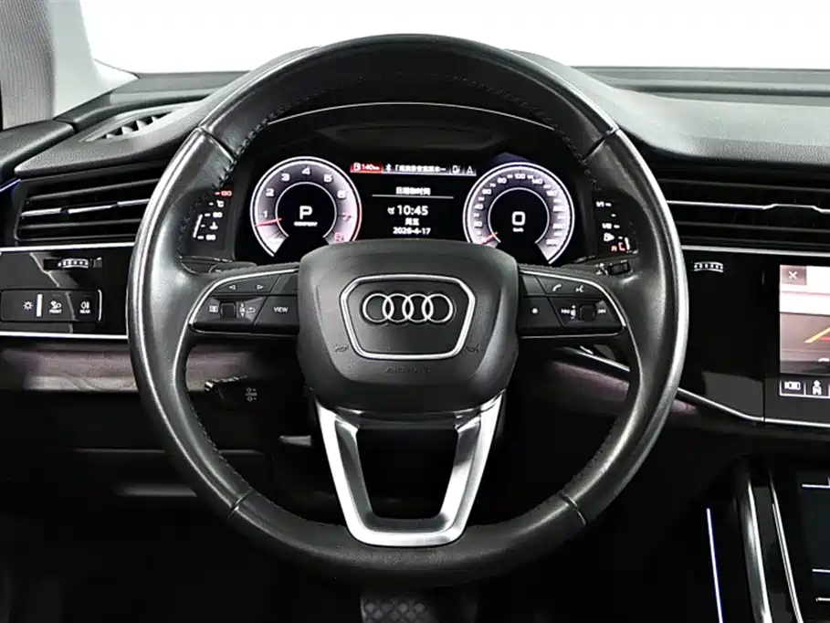 Audi Q7 2020 55 TFSI quattro S line sports купить на сайте DeffCars