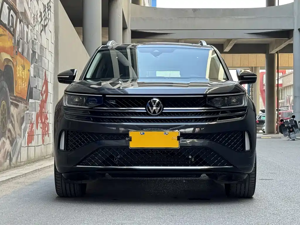 Lanxun 2024 380TSI four-wheel drive R-Line cruising model купить на сайте DeffCars