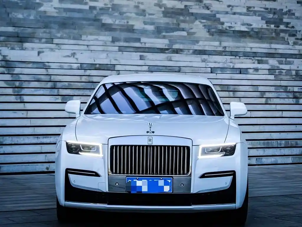 Ghost 2021 6.7T long wheelbase version купить на сайте DeffCars