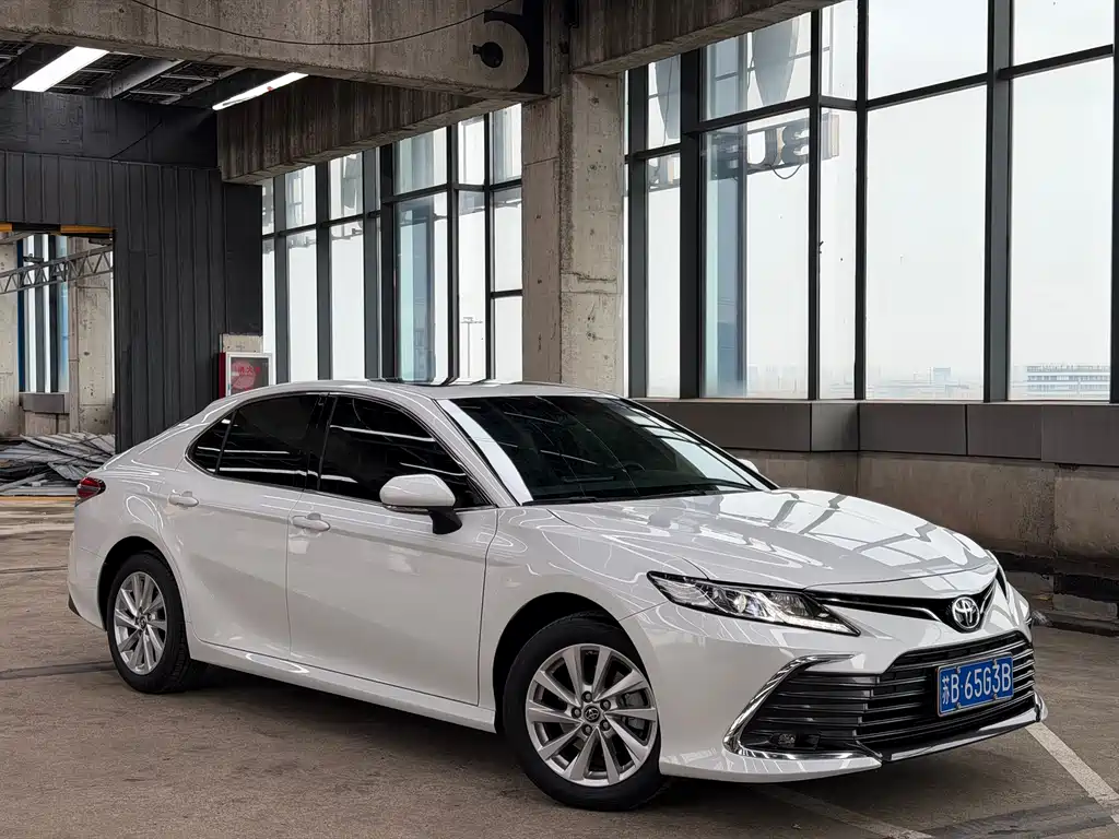 Camry 2024 2.0E Elite Edition купить на сайте DeffCars