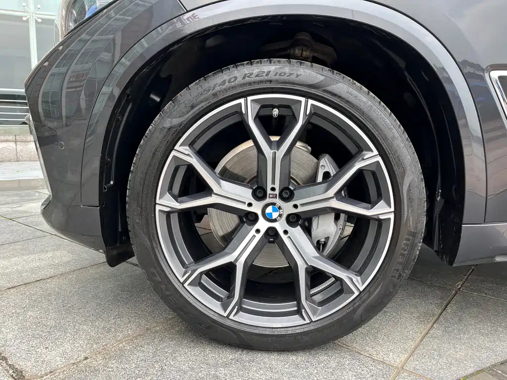 BMW X5 2022 facelift xDrive 40Li M sports package купить на сайте DeffCars