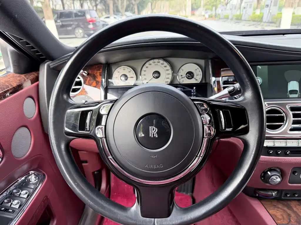 Ghost 2014 6.6T extended version купить на сайте DeffCars