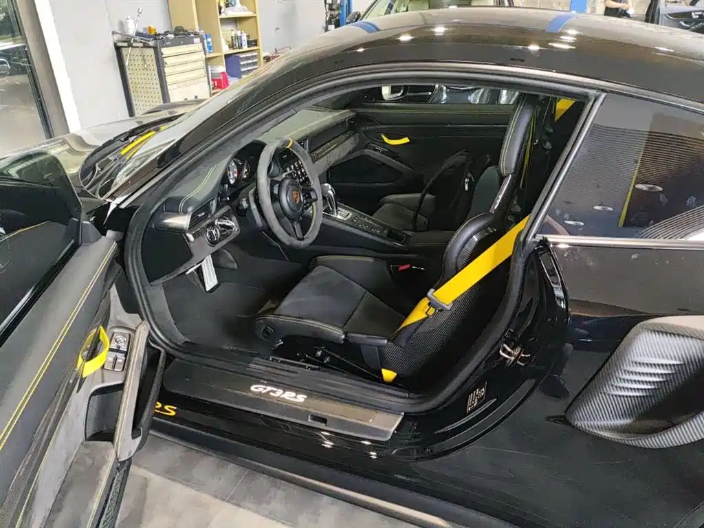 Porsche 911 2018 GT3 RS 4.0L купить на сайте DeffCars