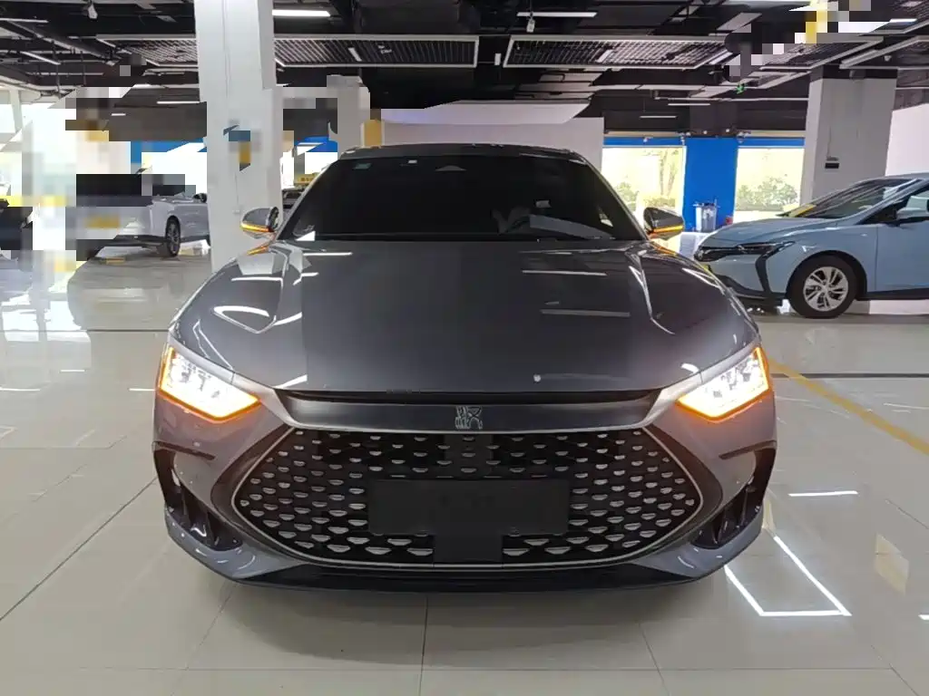 Han 2022 DM-i 121KM exclusive model купить на сайте DeffCars