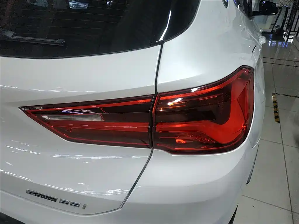 BMW X2 2020 sDrive25i Exclusive M Off-Road Package купить на сайте DeffCars