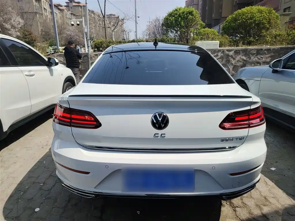 FAW-Volkswagen CC 2021 380TSI eye-catching version купить на сайте DeffCars