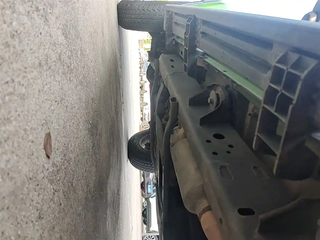Wrangler 2019 2.0T Sahara four-door version National VI купить на сайте DeffCars