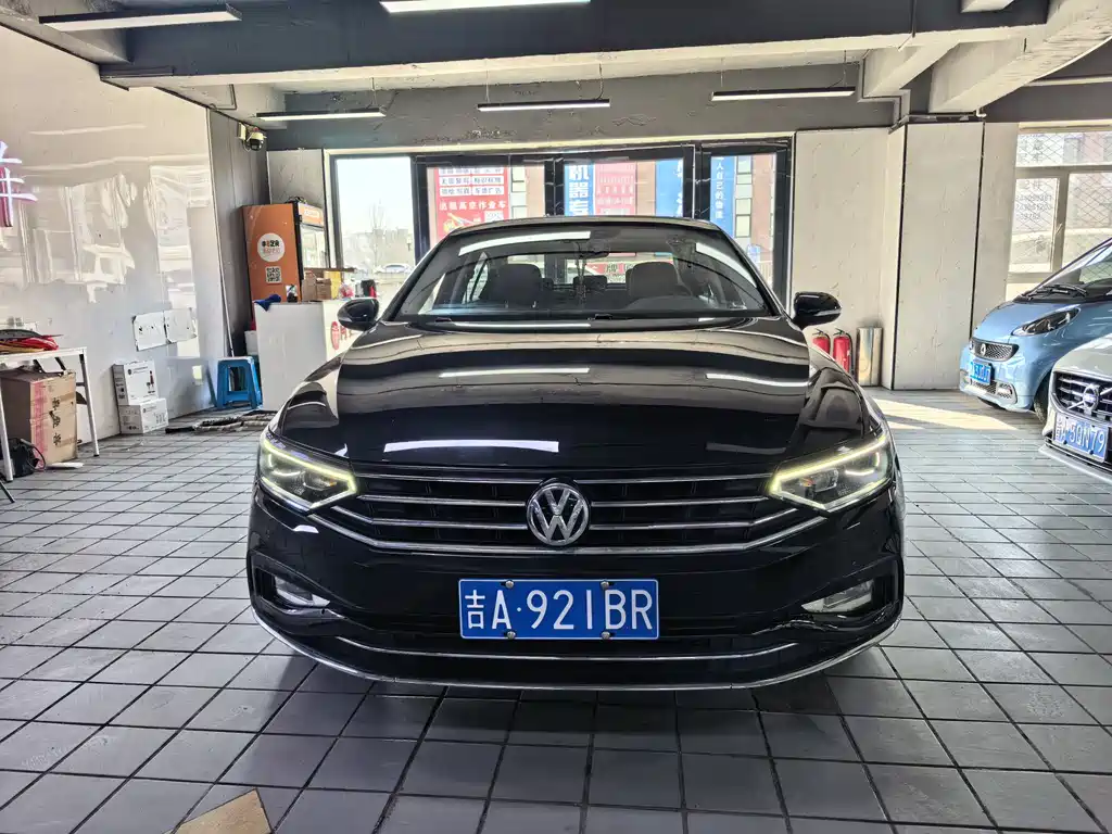 Magotan 2021 330TSI DSG 30th Anniversary Edition купить на сайте DeffCars