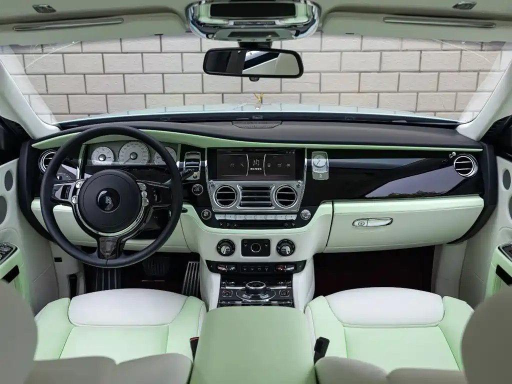 Ghost 2018 6.6T standard wheelbase version купить на сайте DeffCars