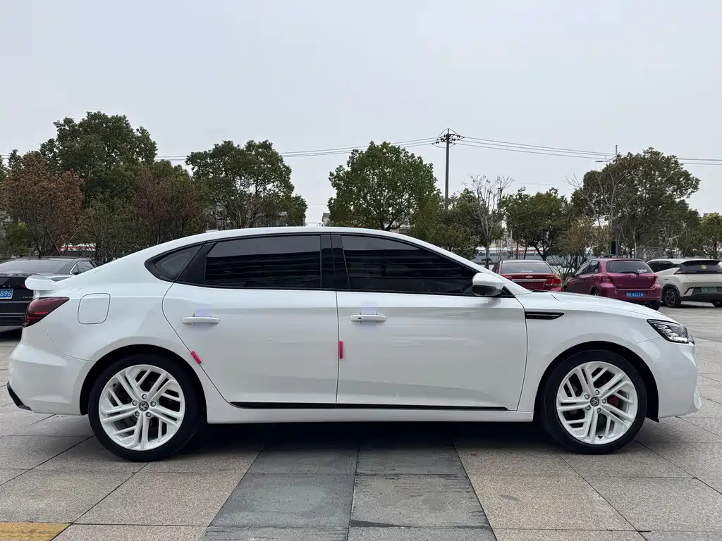 MG 6 New Energy 2020 1.5T Hybrid Trophy Smart Driving Flagship Edition купить на сайте DeffCars