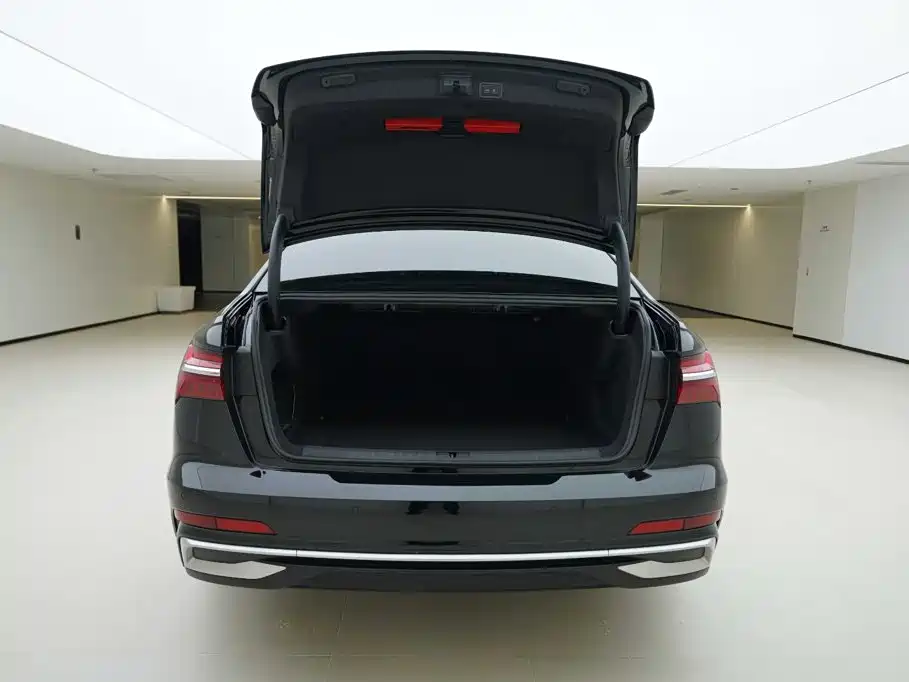 Audi A6L 2024 45 TFSI Premium Dynamic Model купить на сайте DeffCars