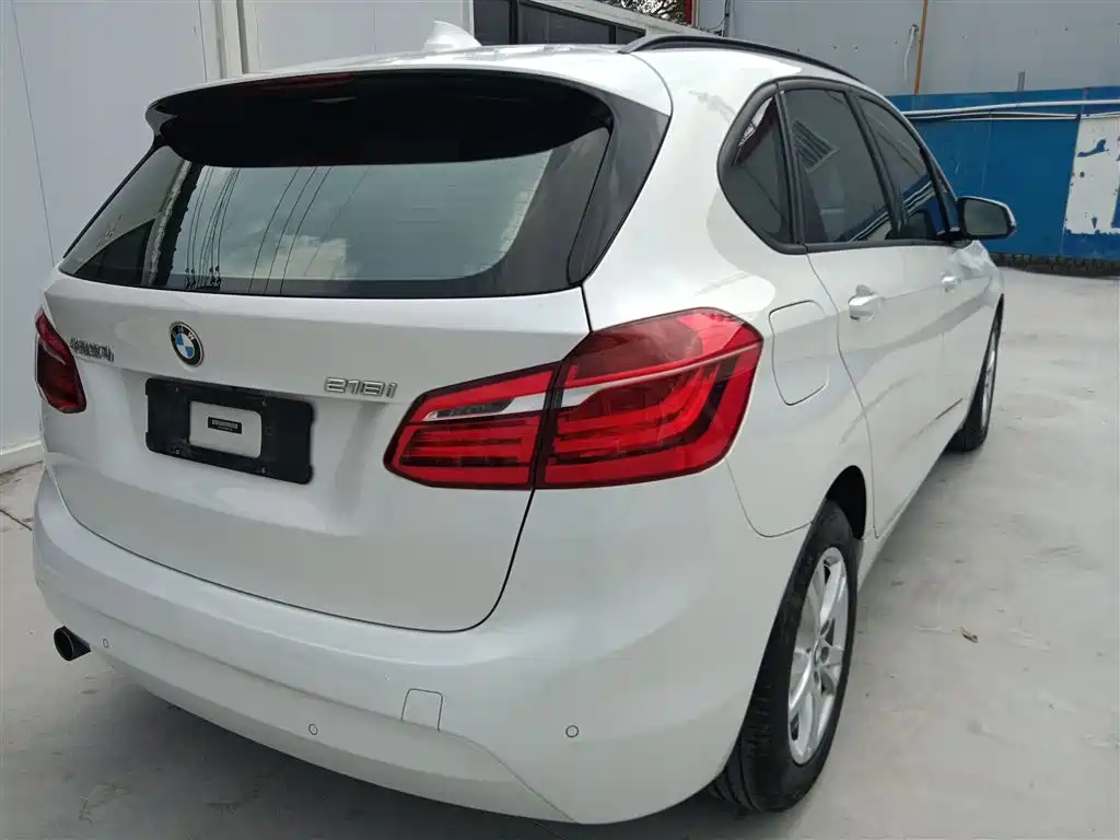 BMW 2 Series Touring 2016 218i Leading Model купить на сайте DeffCars