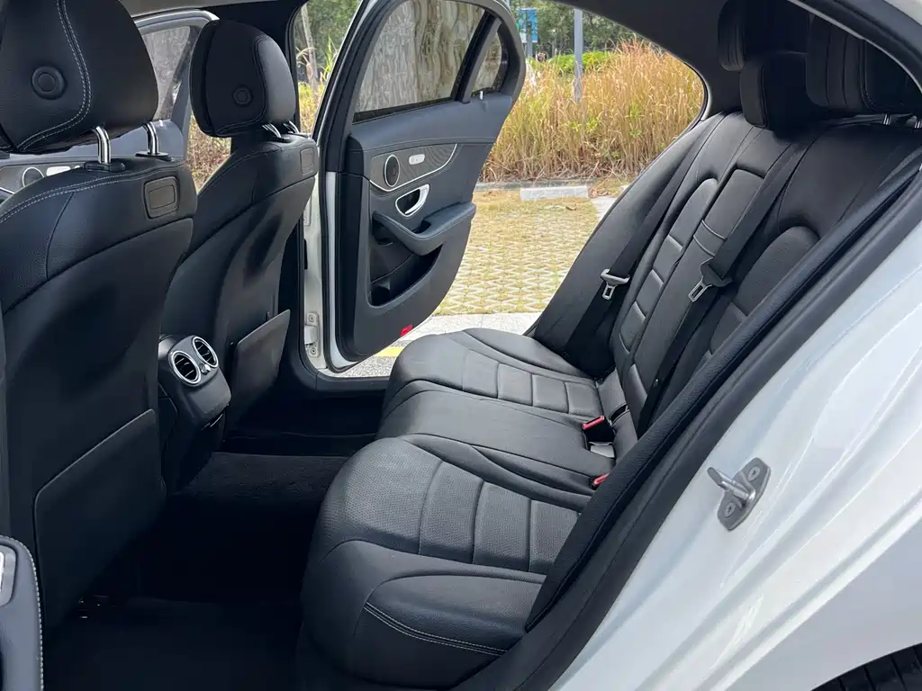 Mercedes-Benz C-Class 2016 C 200 L Sports купить на сайте DeffCars