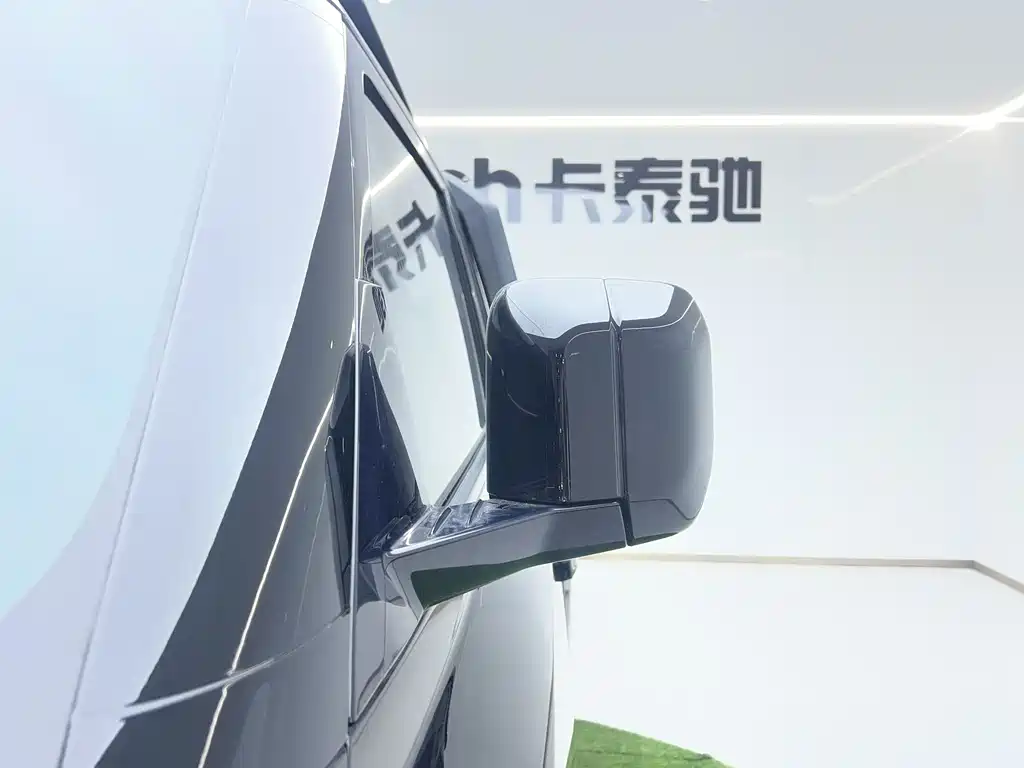 Land Rover Defender 2023 facelift 90 3.0T P400 XS купить на сайте DeffCars
