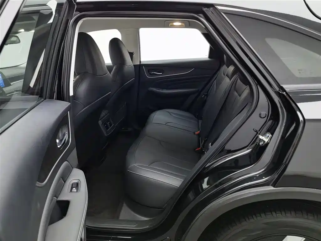 Venucia V DD-i 2023 110km iE version купить на сайте DeffCars