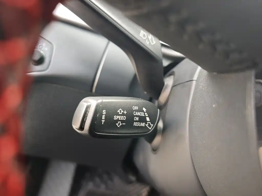 Audi A4L 2013 35 TFSI automatic comfort type купить на сайте DeffCars
