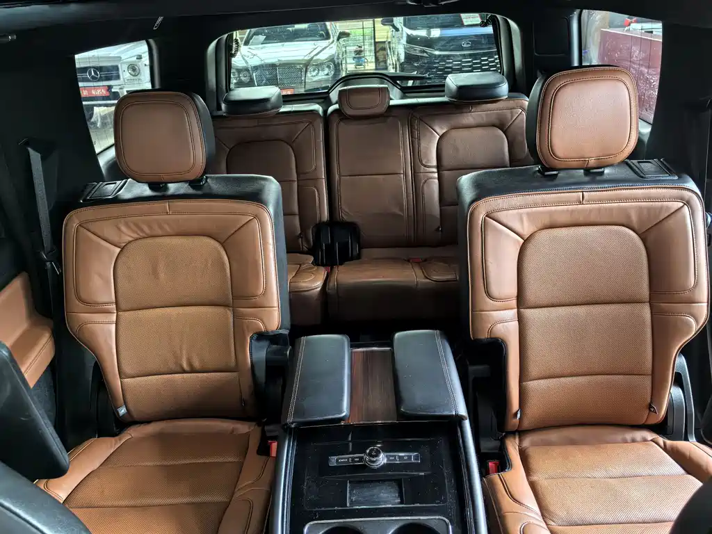 Navigator 2018 3.5T Honor Edition National V купить на сайте DeffCars