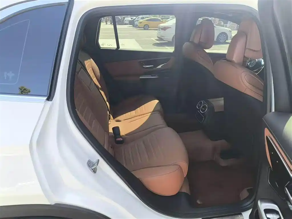 Mercedes-Benz GLC 2023 GLC 260 L 4MATIC Dynamic 5-seater купить на сайте DeffCars