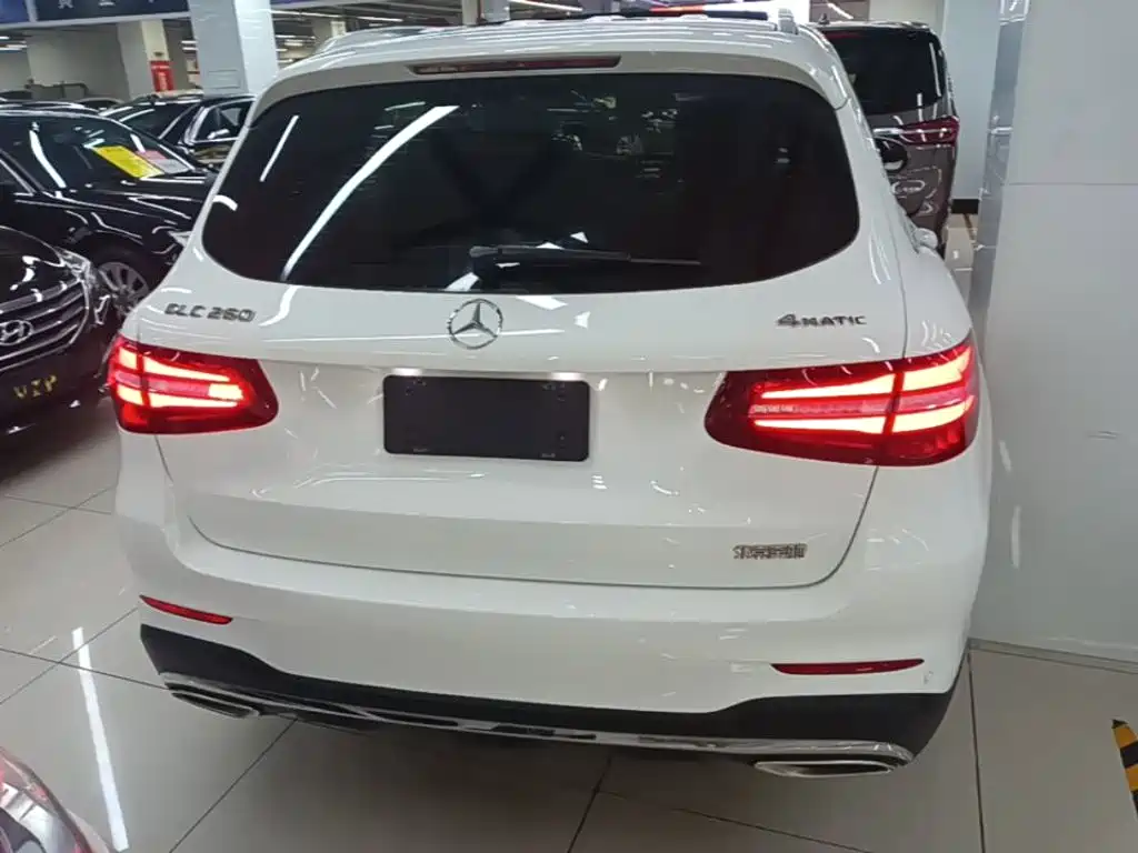Mercedes GLC 2017 260 4MATIC Dynamic купить на сайте DeffCars
