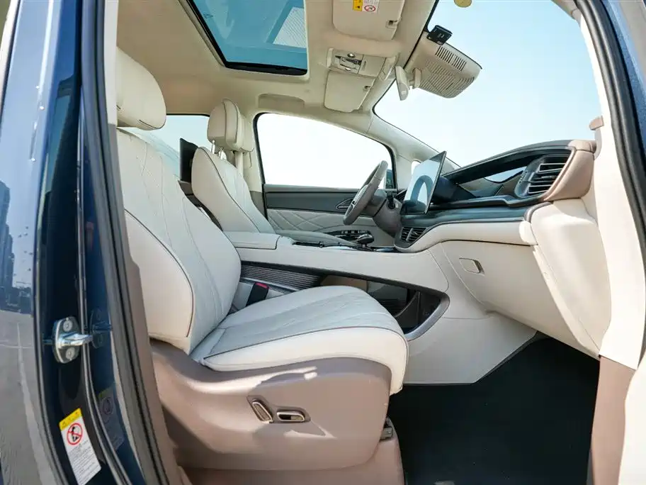 Denza D9 2022 DM-i 970 four-wheel drive flagship model купить на сайте DeffCars