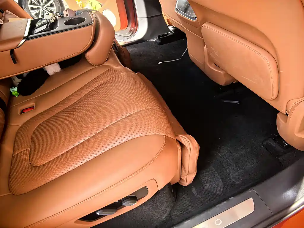 Wenjie M9 2024 extended range Ultra version 52kWh 5-seater version купить на сайте DeffCars