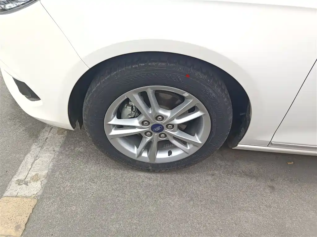 Forex 2019 facelift 1.5L automatic enjoyment type National VI купить на сайте DeffCars