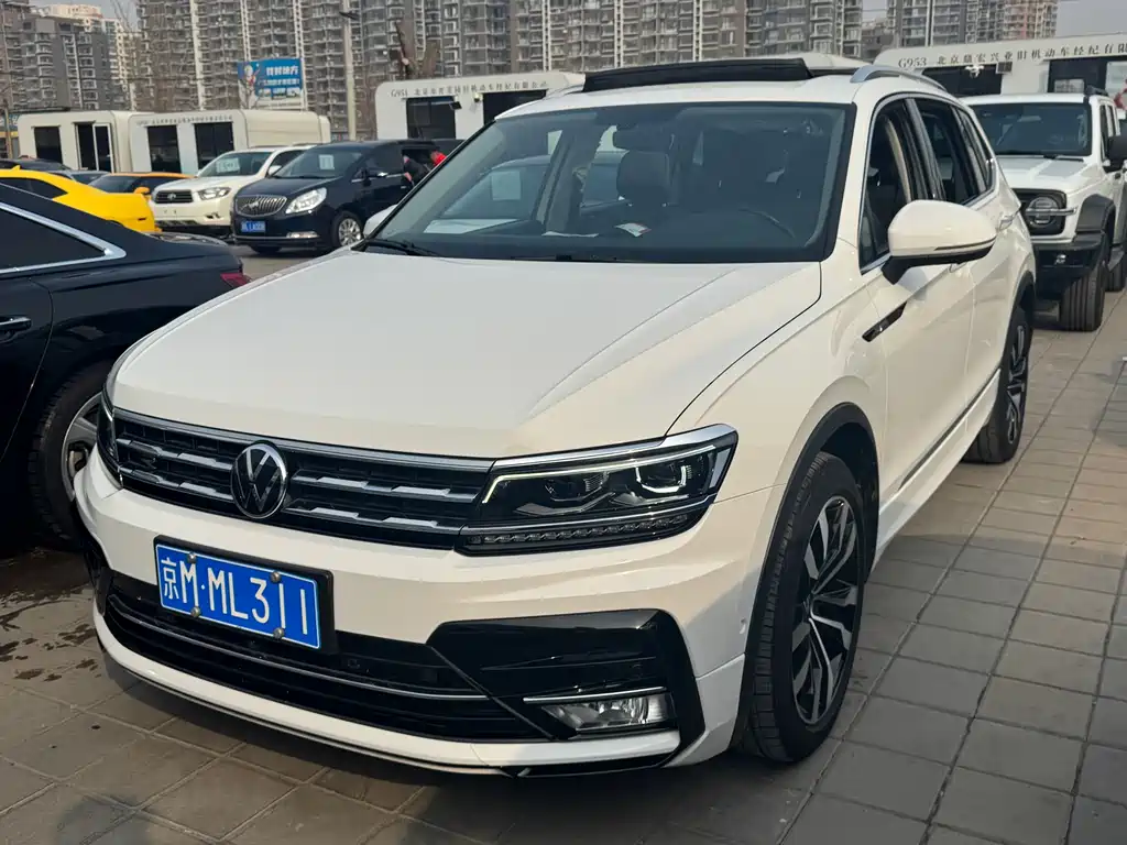 Tiguan L 2021 380TSI automatic four-wheel drive R-Line 7-seater version купить на сайте DeffCars