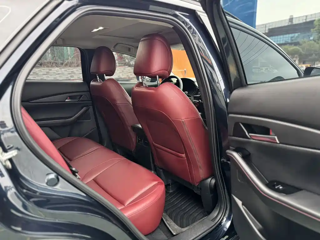 Mazda CX-30 2022 2.0L Automatic Yaoyue Obsidian Edition купить на сайте DeffCars