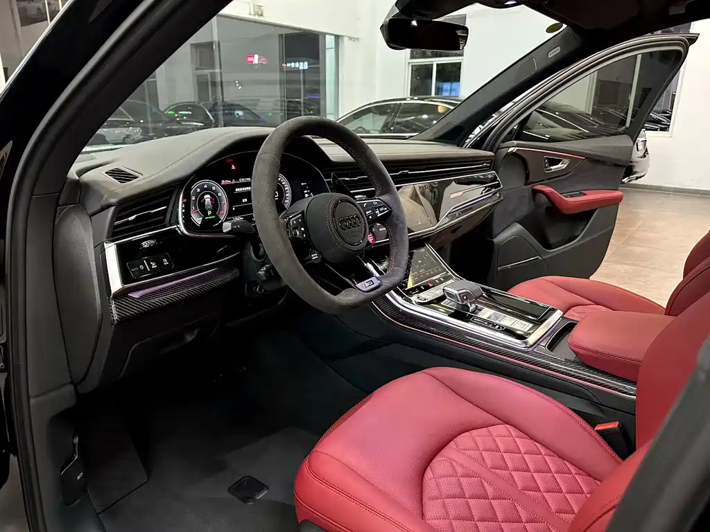 Audi Q7 2023 55 TFSI quattro S line ice and snow sports version купить на сайте DeffCars