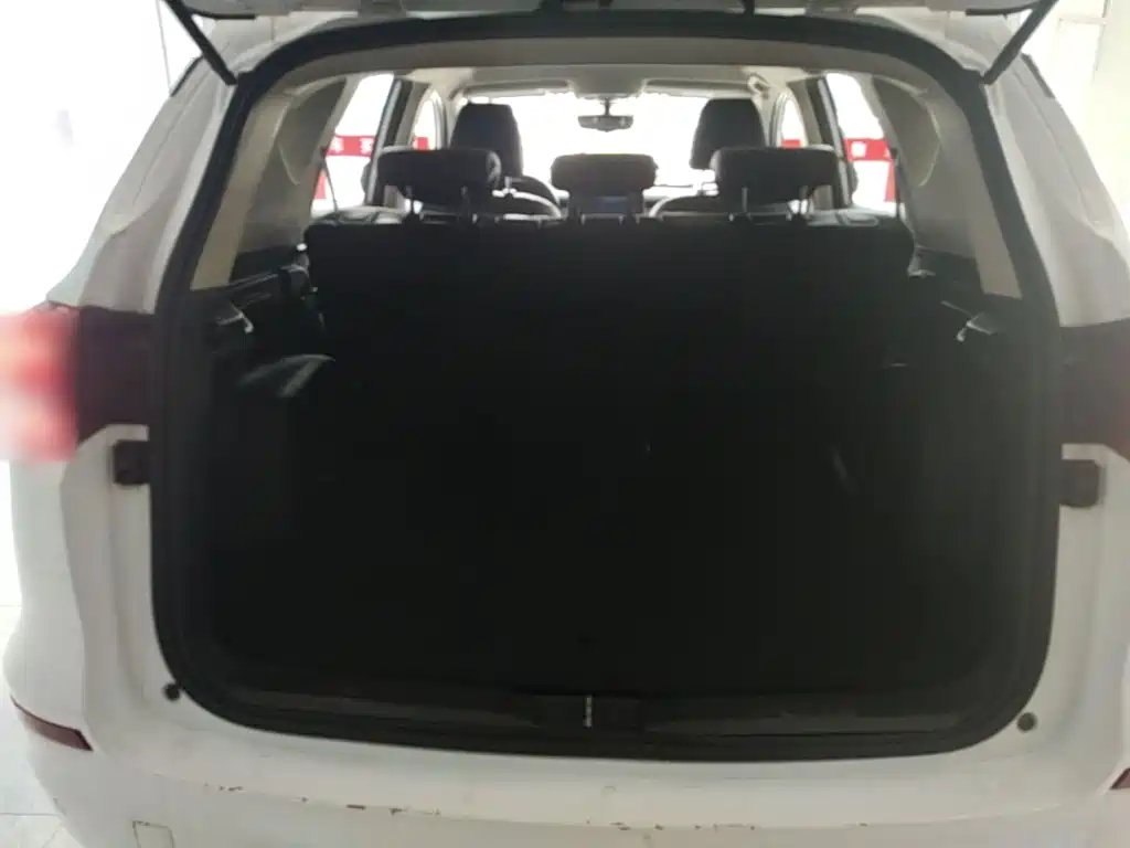Song 2019 1.5TI manual smart connected hypermobility model купить на сайте DeffCars