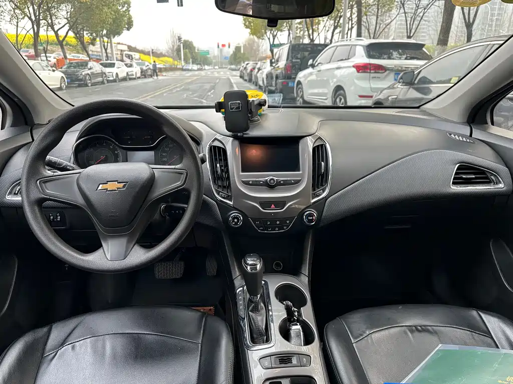 Cruze 2018 320 Automatic Pioneer Sunroof Edition купить на сайте DeffCars