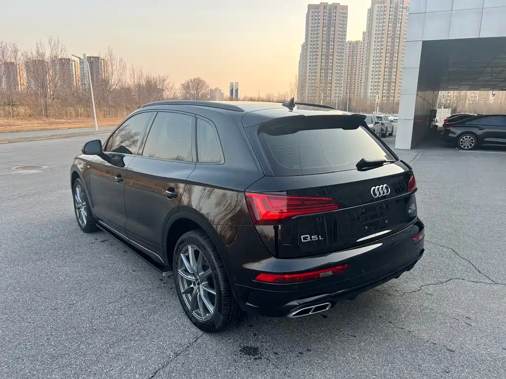 Audi Q5L 2022 45T luxury and dynamic model купить на сайте DeffCars