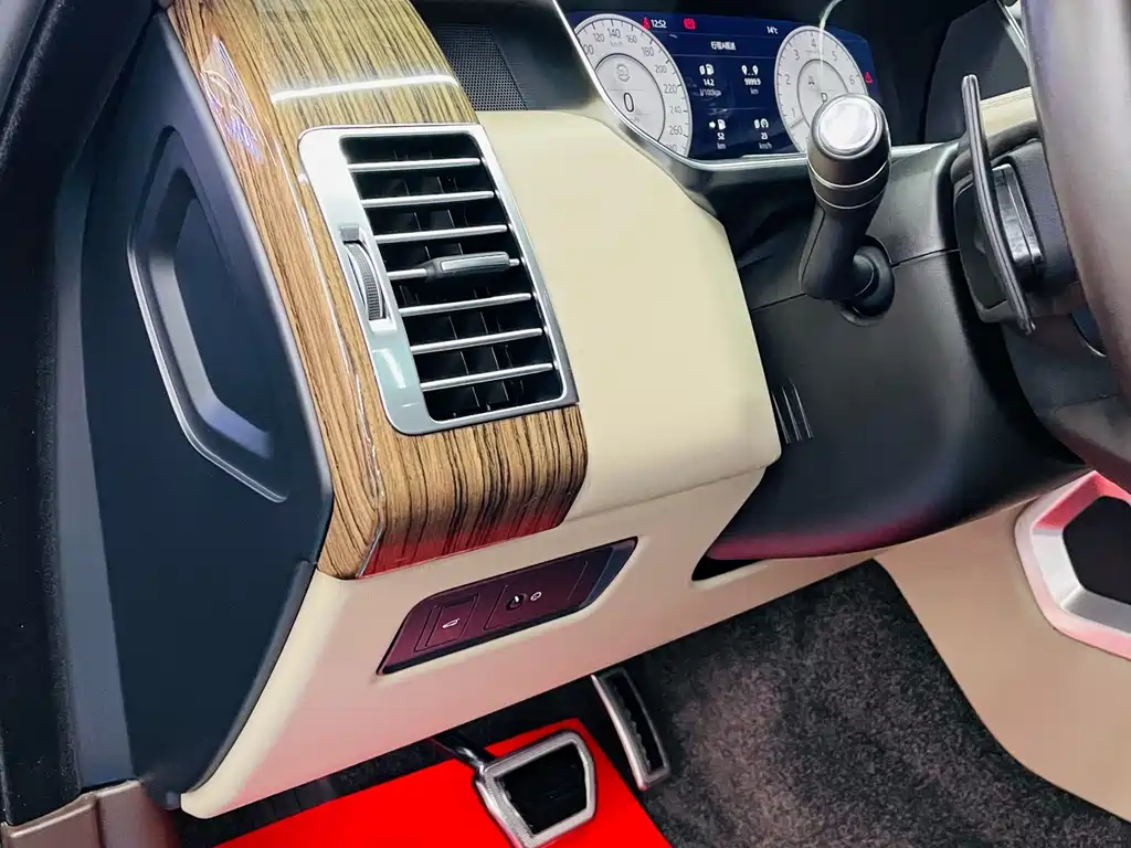 Range Rover 2018 3.0 SC V6 Vogue Edition купить на сайте DeffCars