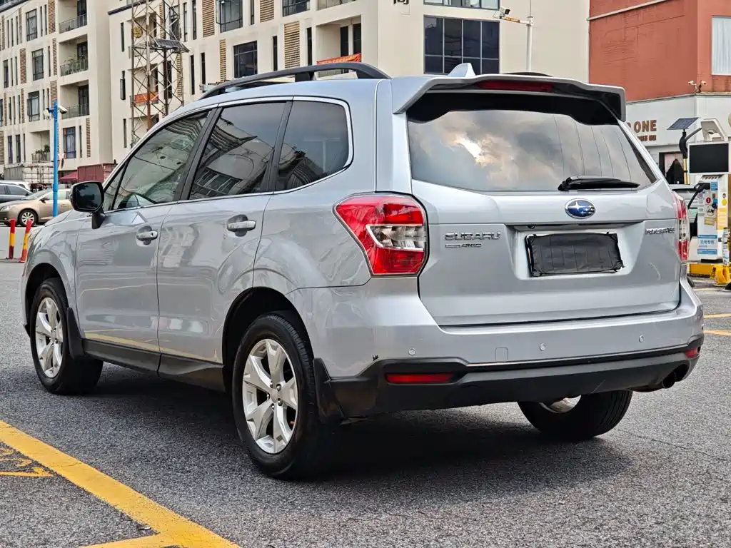 Forester 2013 2.5i Automatic Deluxe Navigation Edition купить на сайте DeffCars