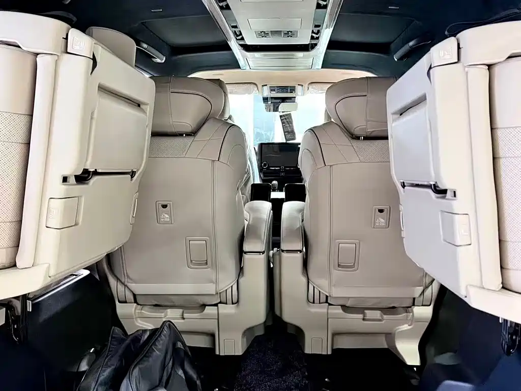 Wilfa 2025 Crown Dual Engine 2.5L Black Gold Executive Edition купить на сайте DeffCars