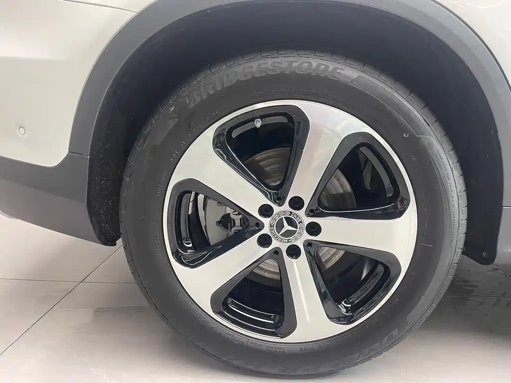 Mercedes-Benz GLC 2022 facelift second GLC 260 L 4MATIC dynamic version купить на сайте DeffCars