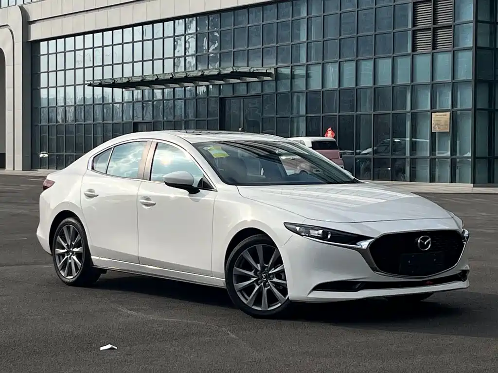 Mazda3 Angkesela 2023 2.0L Automatic Premium Edition купить на сайте DeffCars